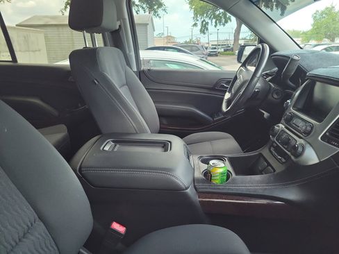 Used 2019 GMC Yukon SLE w/ Convenience Package RWD image 9