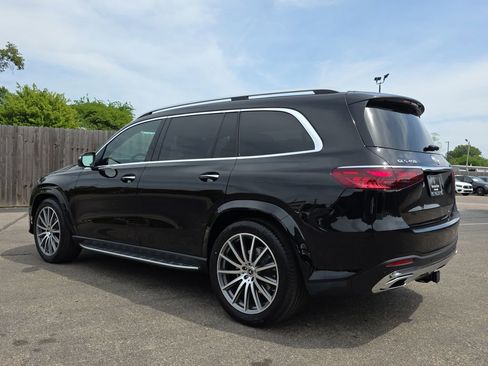 New 2026 Mercedes-Benz GLS 450 4MATIC image 3