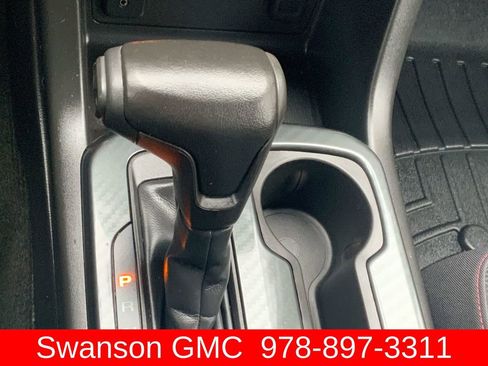 Used 2015 GMC Canyon SLE w/ All-Terrain Package image 19