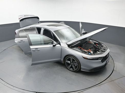 Used 2024 Honda Accord Sport image 47