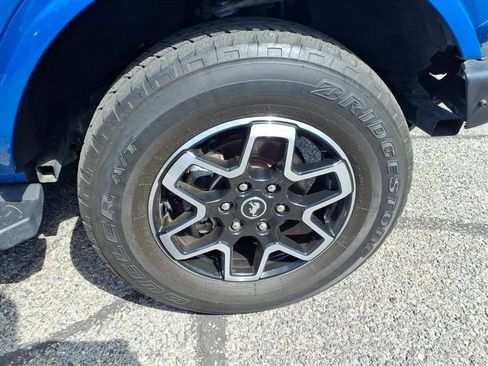 Certified 2023 Ford Bronco Outer Banks AWD/4WD image 7