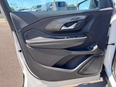 Used 2019 GMC Terrain SLT w/ Preferred Package AWD/4WD image 9
