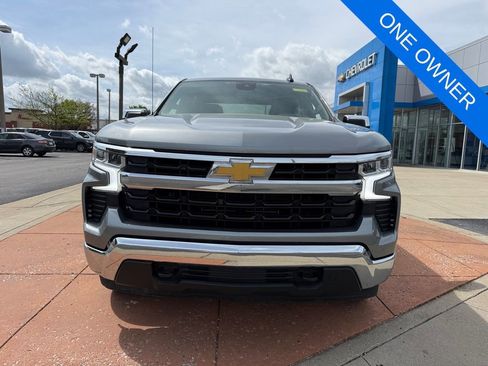 Used 2023 Chevrolet Silverado 1500 LT w/ Protection Package AWD/4WD image 2