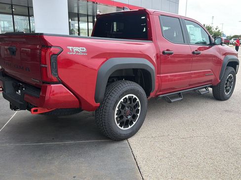 New 2026 Toyota Tacoma TRD Off-Road AWD/4WD image 8