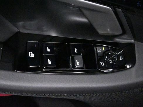 Used 2026 BMW 530i xDrive w/ Premium Package image 31