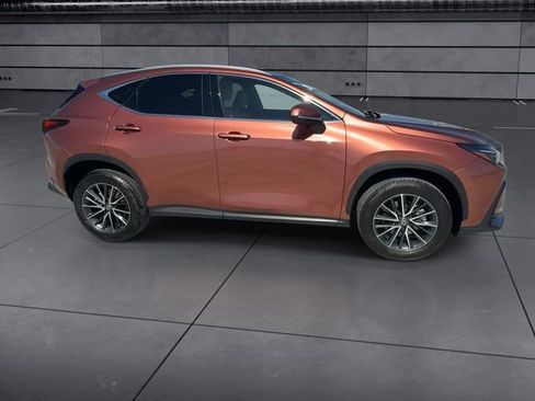 Used 2025 Lexus NX 250 FWD w/ Cold Area Package image 9