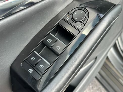 Used 2025 MAZDA CX-30 AWD 2.5 S w/ Preferred Package image 18