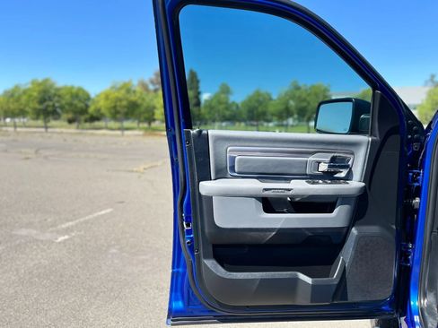 Used 2016 RAM 1500 Big Horn RWD image 9