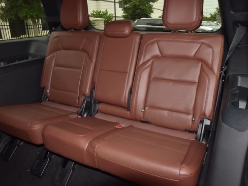 New 2026 Lincoln Navigator Reserve AWD/4WD image 15