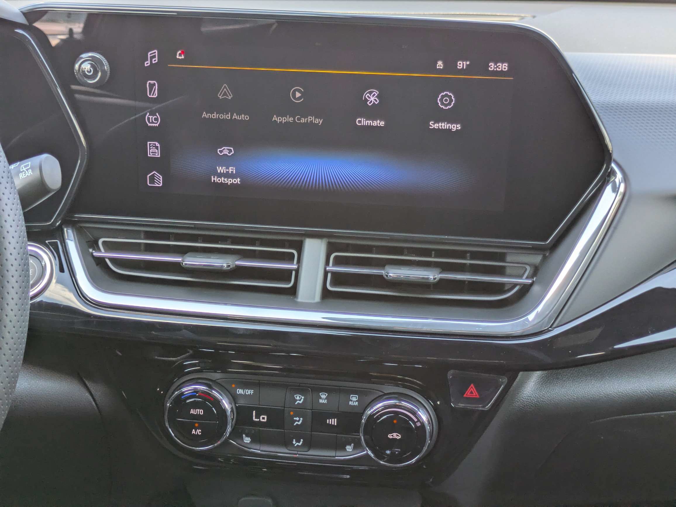 New 2026 Chevrolet Trax RS w/ Sunroof Package FWD image 5