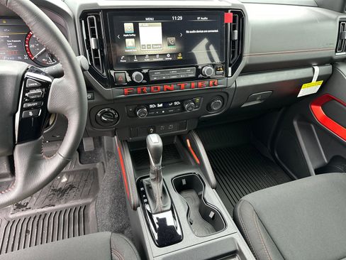 New 2025 Nissan Frontier PRO-4X image 28