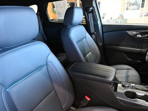 Used 2024 Chevrolet Blazer RS w/ LPO, Floor Liner Package FWD image 8