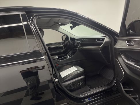 Used 2022 Jeep Grand Cherokee L Limited image 26