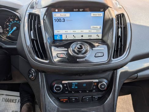 Used 2016 Ford Escape Titanium w/ Equipment Group 301A AWD/4WD image 17