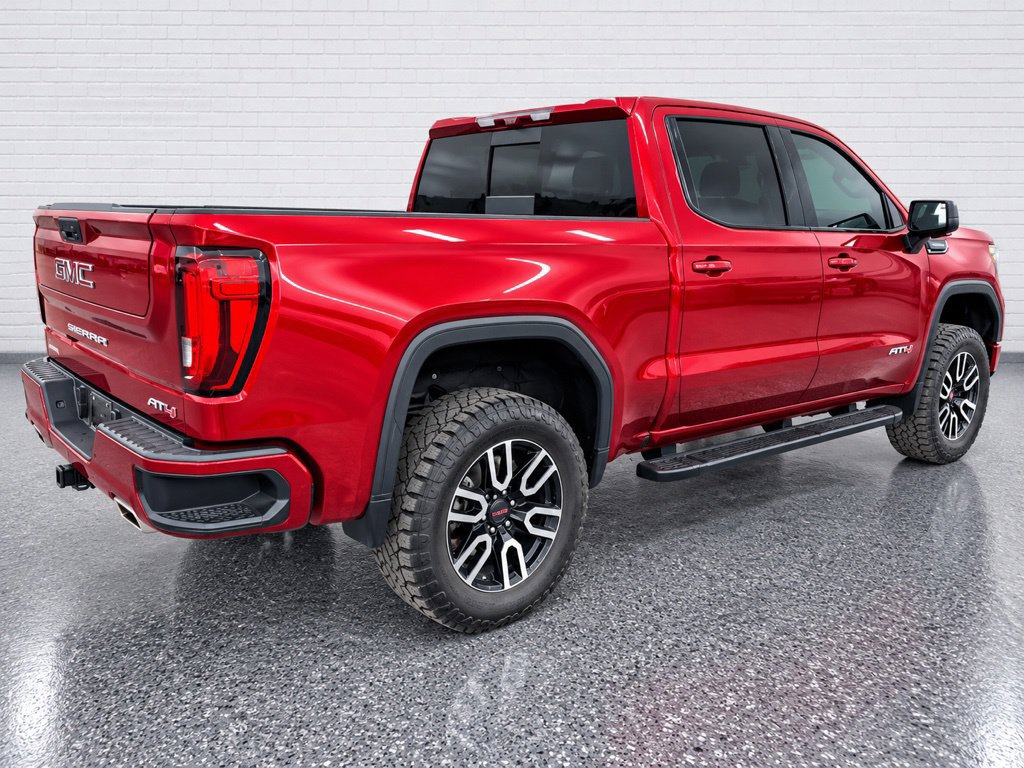 Used 2021 GMC Sierra 1500 AT4 w/ AT4 Value Package AWD/4WD image 4