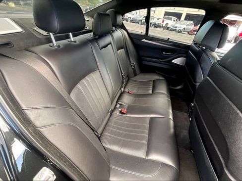 Used 2014 BMW M5 RWD image 29
