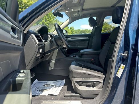 Used 2022 Volkswagen Atlas SEL R-Line AWD/4WD image 12