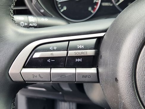 Used 2020 MAZDA CX-30 AWD w/ Select Package image 22