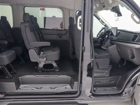 Used 2022 Ford Transit 350 XLT RWD image 12