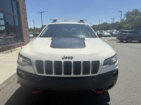 Used 2019 Jeep Cherokee Trailhawk w/ Comfort/Convenience Group AWD/4WD image 9