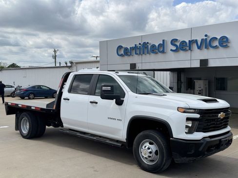Certified 2025 Chevrolet Silverado 3500 W/T w/ WT Convenience Package image 1