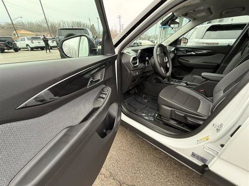 New 2026 Chevrolet TrailBlazer LS w/ LS Convenience Package image 10