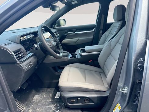 New 2026 GMC Terrain Elevation AWD/4WD image 19