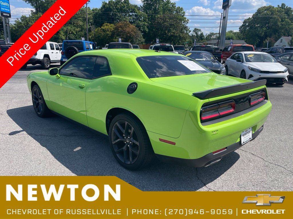 Used 2023 Dodge Challenger SXT w/ Blacktop Package RWD image 28