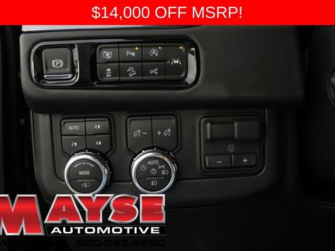 New 2026 GMC Yukon XL AT4 Ultimate AWD/4WD image 10
