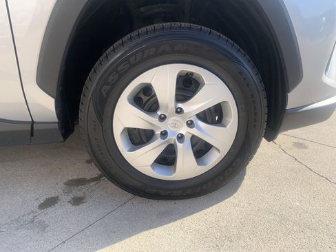 Certified 2023 Toyota RAV4 LE image 32