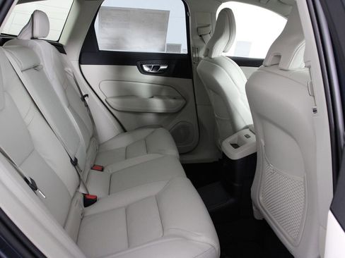 New 2026 Volvo XC60 T8 Ultra w/ Protection Package Premier AWD/4WD image 11