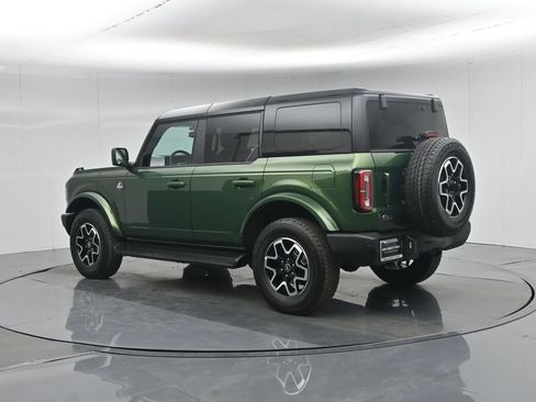 Used 2025 Ford Bronco Outer Banks image 7