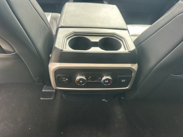 Used 2023 Ford Expedition XLT RWD image 18