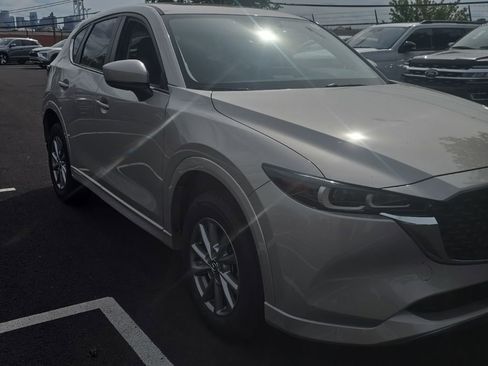 Used 2025 MAZDA CX-5 AWD 2.5 S w/ Preferred Package image 3