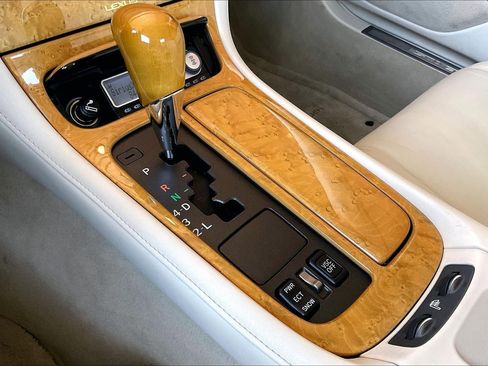 Used 2003 Lexus SC 430 Convertible RWD image 14