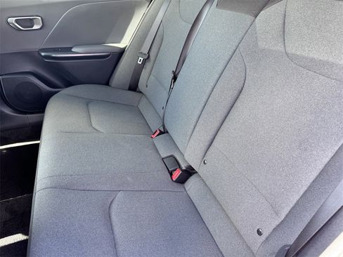 New 2025 Kia K4 LXS image 23