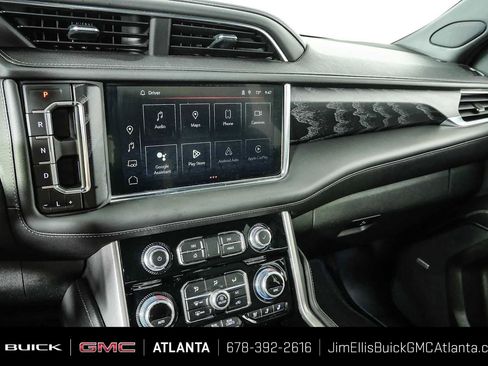 Used 2023 GMC Yukon Denali AWD/4WD image 13