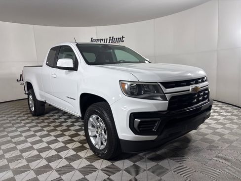 Used 2022 Chevrolet Colorado LT w/ Fleet Safety Package image 3