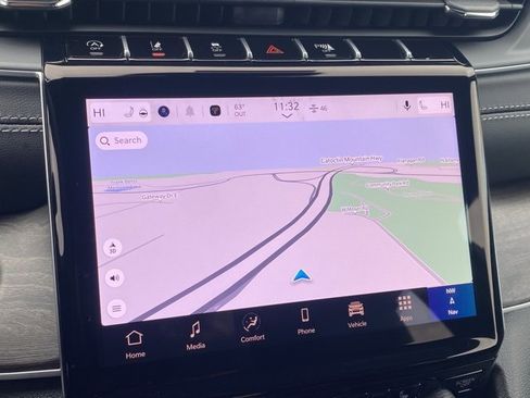 New 2025 Jeep Grand Cherokee Limited image 3