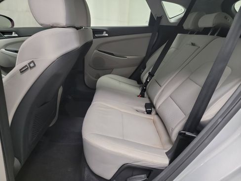 Used 2019 Hyundai Tucson SE image 27