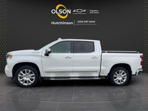 Certified 2023 Chevrolet Silverado 1500 High Country w/ High Country Premium Package AWD/4WD image 2
