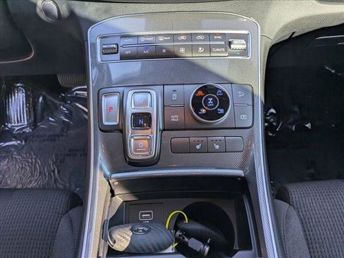 Used 2022 Hyundai Santa Fe XRT image 16