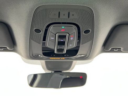 Used 2020 Audi Q5 e Premium Plus w/ Premium Plus Package image 28