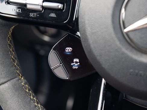 Used 2020 Mercedes-Benz AMG GT R image 19