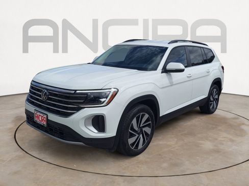 Used 2024 Volkswagen Atlas SE image 6