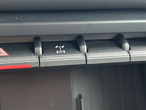 Used 2025 Toyota Sequoia TRD Pro image 39