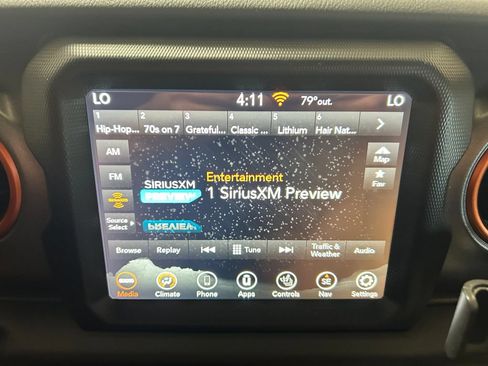 Used 2022 Jeep Gladiator Mojave w/ Dual Top Group AWD/4WD image 13