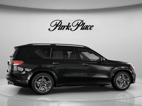 New 2026 Mercedes-Benz GLS 450 4MATIC image 24