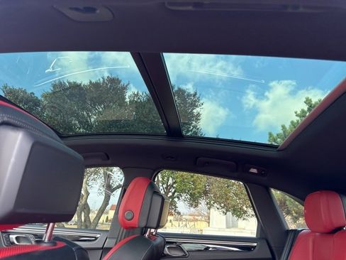 Used 2021 Porsche Macan GTS image 37