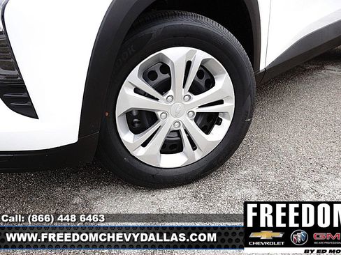 New 2026 Chevrolet Trax LS FWD image 9